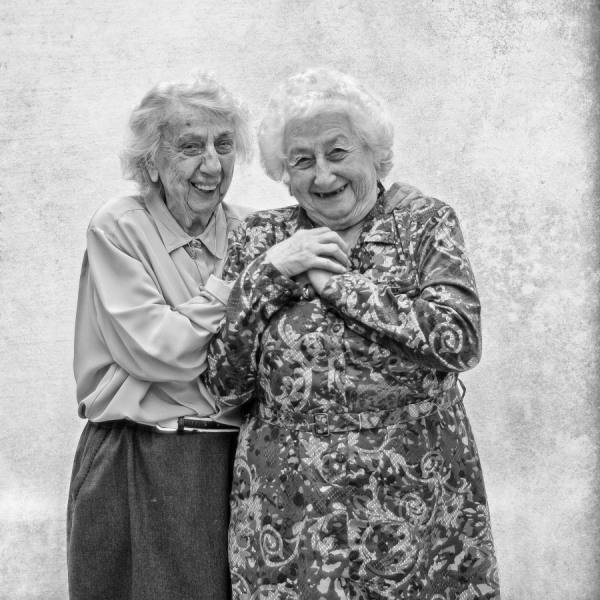 Photograph Hilde Van Hove Best Friends on One Eyeland